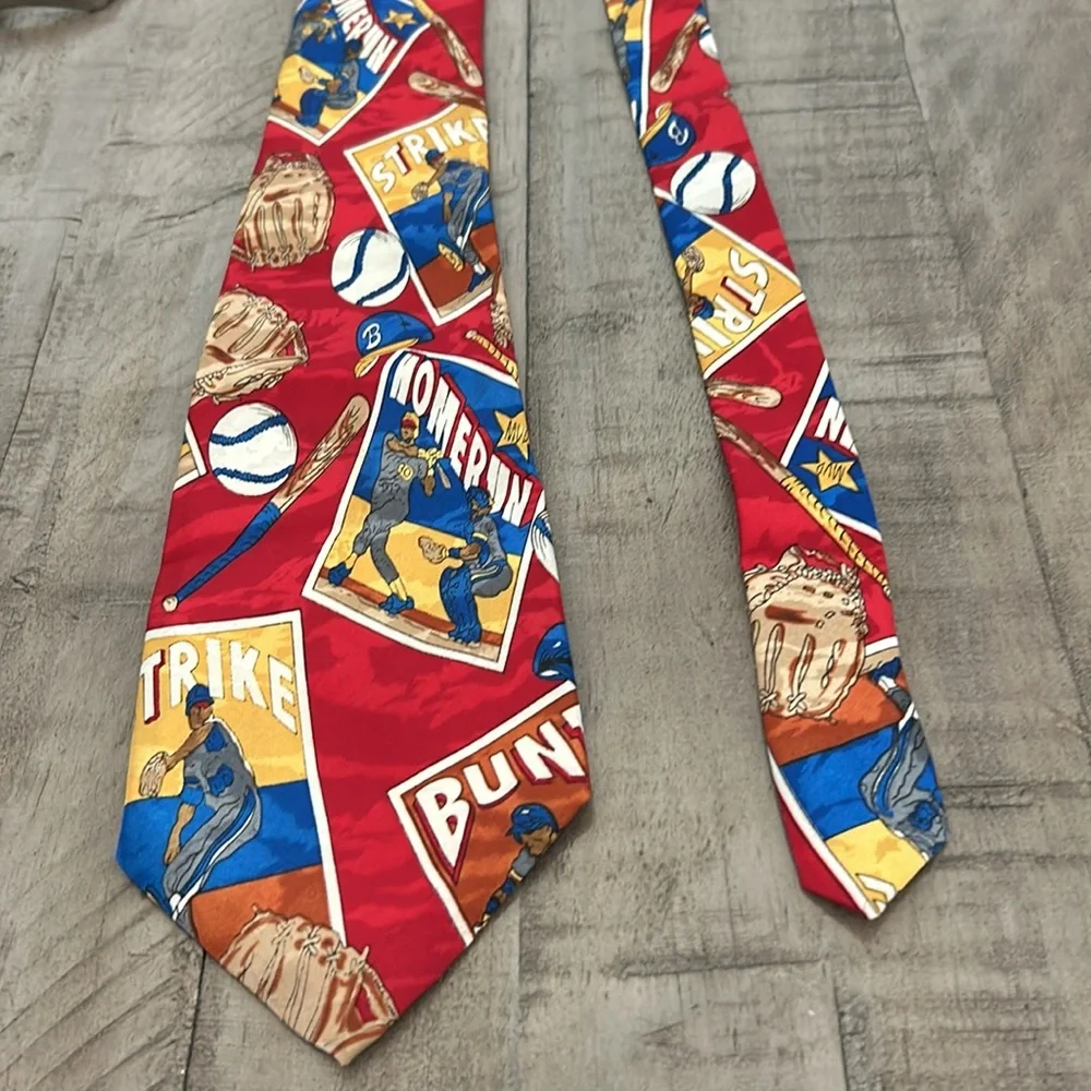 Mens Baseball Themed Tie Vintage Look Graphic Images & Words Glove Bat Run Bunt